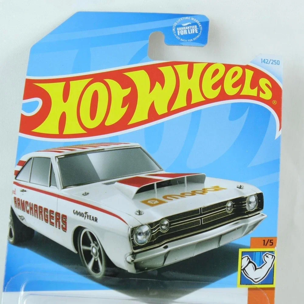 Hot Wheels White‎ '68 Dodge Dart Toy Car - NEW